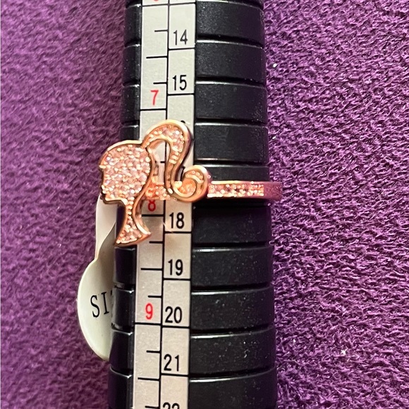 Fragrant Jewels Barbie Collection Ring Size 8 - Picture 2 of 4